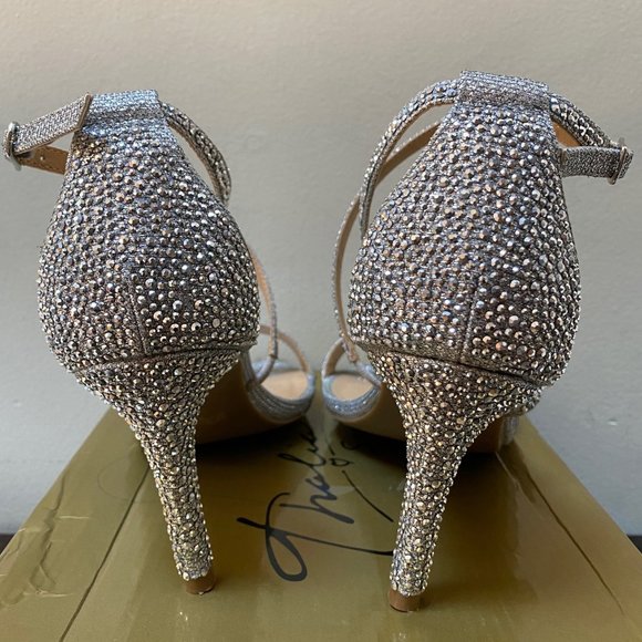 Thalia Sodi Womens DARRIA4F Fabric Open Toe T-Strap Sandals- PEWTER SIZE 8W - Picture 4 of 8